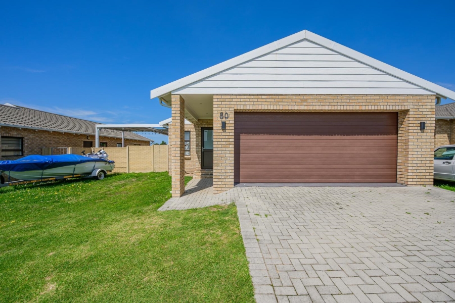 2 Bedroom Property for Sale in Sherwood Eastern Cape